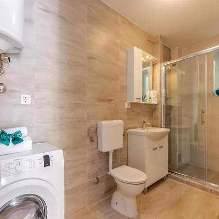 Villa Peaceful In With Bubble Bath