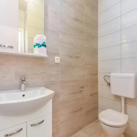 Villa Peaceful In With Bubble Bath