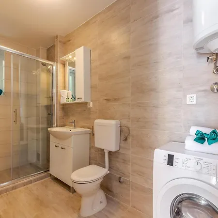 Peaceful In With Bubble Bath Villa
